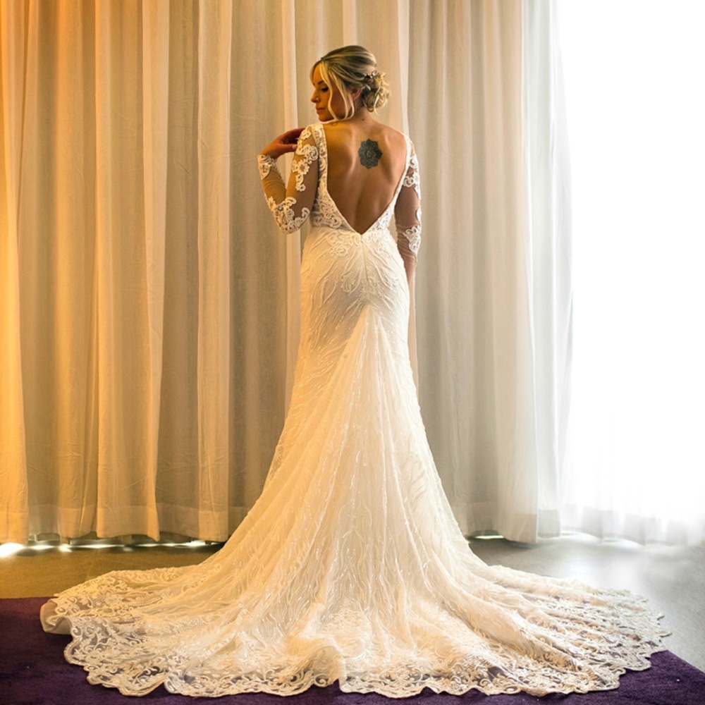 Wedding dress